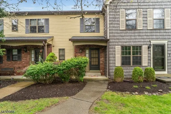 6 Wood Duck Ct, Allamuchy Twp., NJ 07840