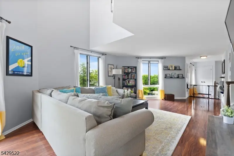 50 Pine St #215, Montclair, NJ 07042 - #3
