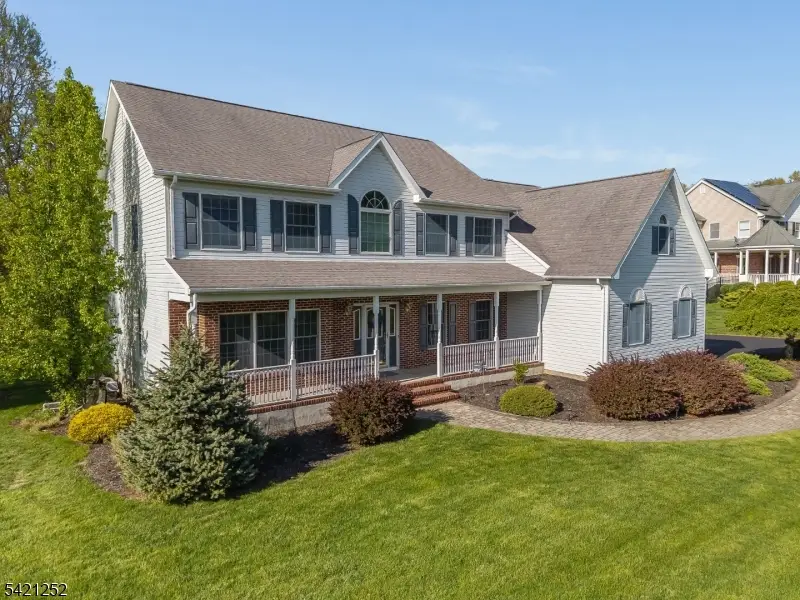 42 Southgate Dr, Clinton, NJ 08801 - #1