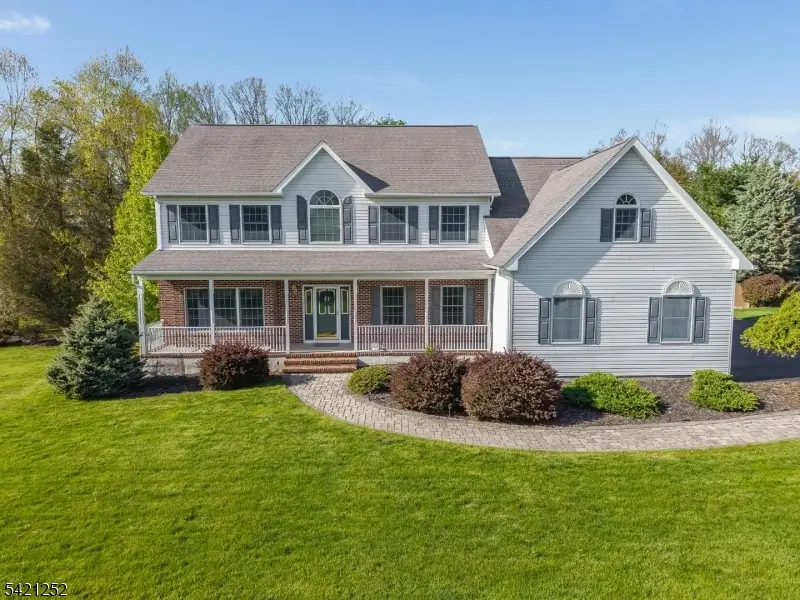 42 Southgate Dr, Clinton, NJ 08801 - #2