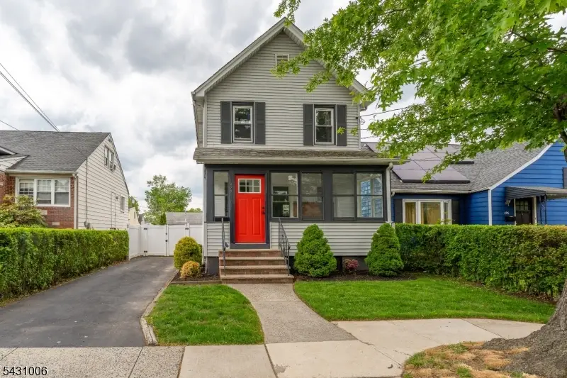 422 Faitoute Ave, Roselle Park, NJ 07204 - #1