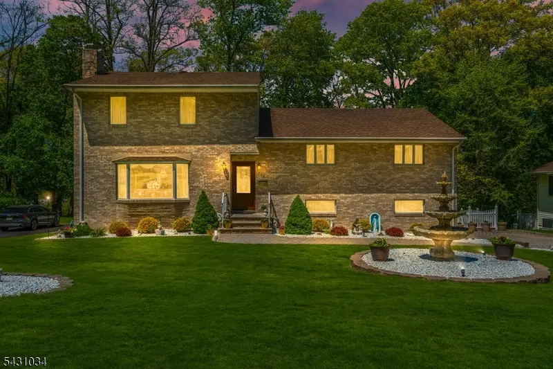 262 Timber Dr, Berkeley Heights, NJ 07921 - #1