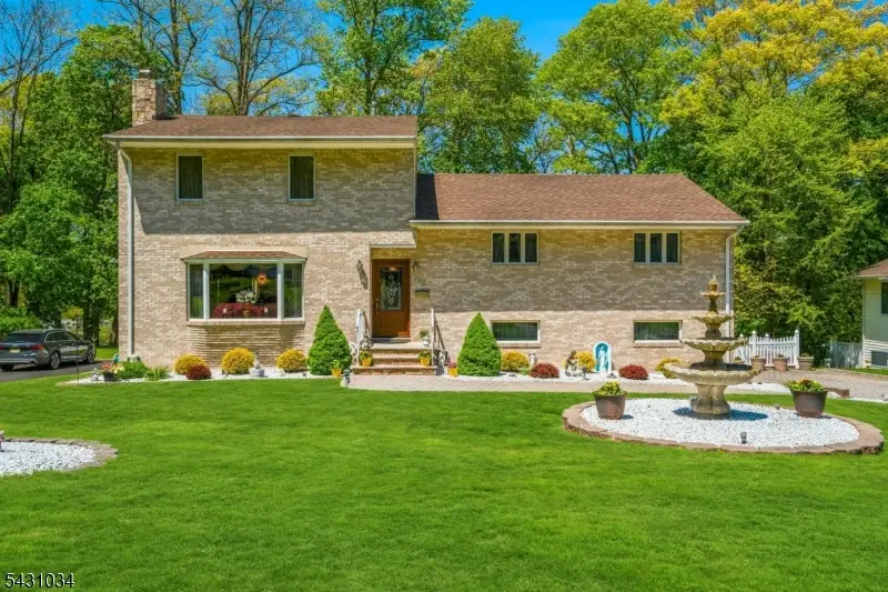 262 Timber Dr, Berkeley Heights, NJ 07921 - #2