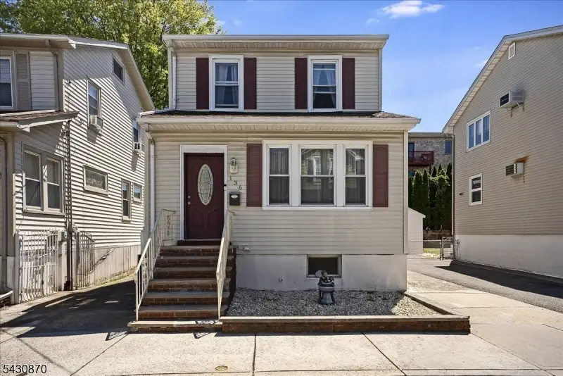 136 Cedar St, Cliffside Park, NJ 07010 - #1