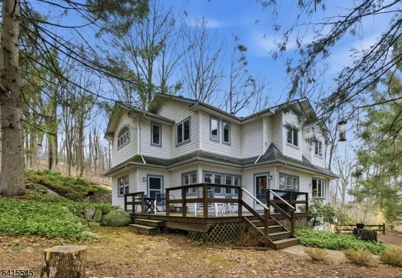 4 Emmet Roche Dr, Montville, NJ 07045 - #1