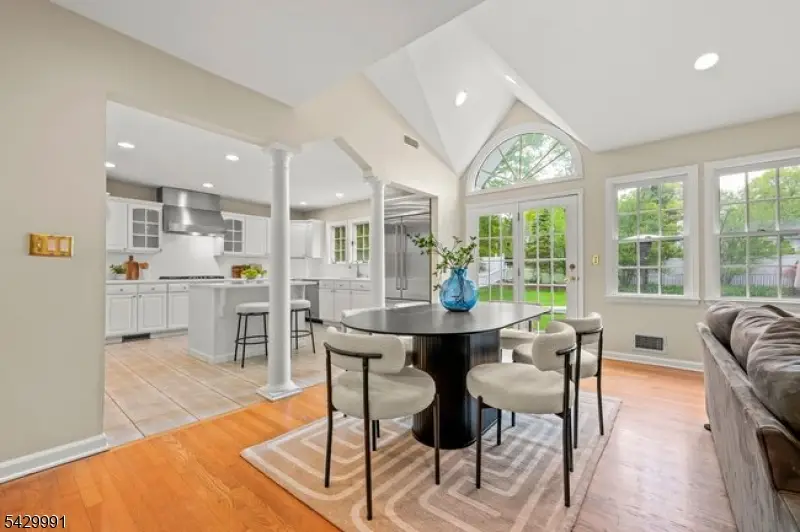 33 Exeter Rd, Millburn, NJ 07078 - #3