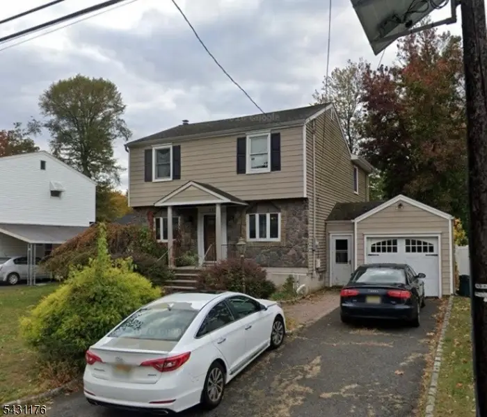 33 Park Dr, Kenilworth, NJ 07033 - #2