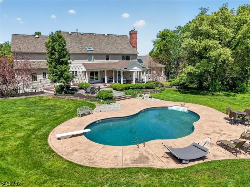 6 Harman Ct, Hillsborough, NJ 08844 - #2