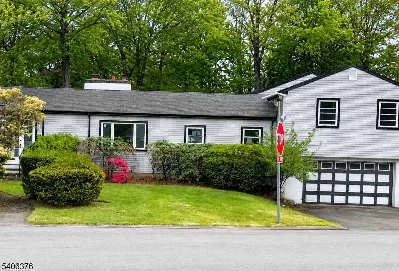 55 Rock Spring Ave, West Orange, NJ 07052 - #1