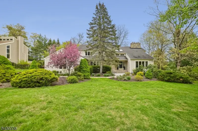 11 Hawthorne Ct, Morris, NJ 07960 - #1