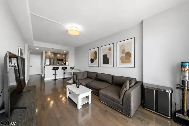 3312 Hudson Ave #6N, Union City, NJ 07087 - #3