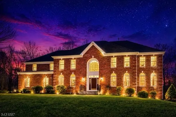 5 Sherwood Ct, Randolph Twp., NJ 07869