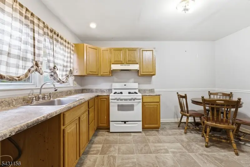 8 Cardinal Ln #3, Hillsborough, NJ 08844 - #3