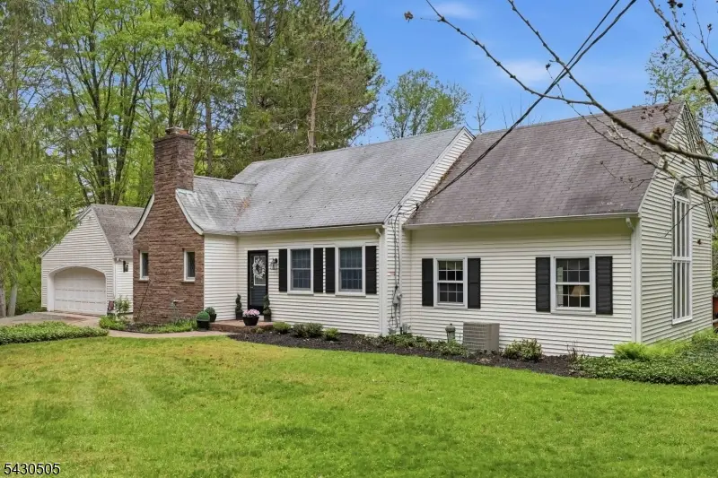 114 Upper Sunset Dr, Washington, NJ 07853 - #2
