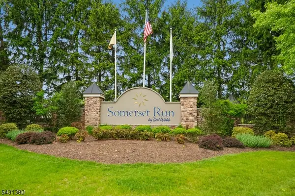 2104 Conrad Way #104, Franklin Twp., NJ 08873