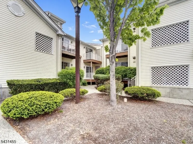 114 Potomac Dr #114, Bernards, NJ 07920 - #1