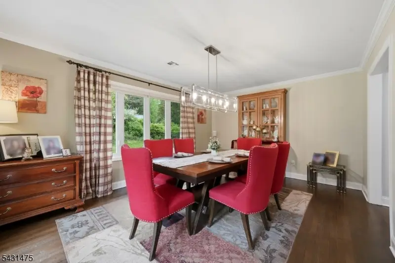 13 Laurel Pl, Chester, NJ 07930 - #3