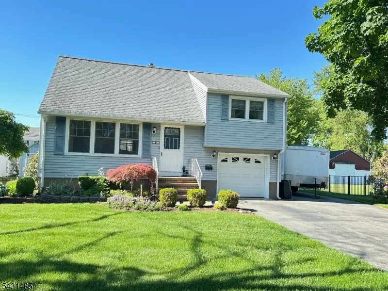 8 Duncan Ave, Pequannock, NJ 07440 - #2
