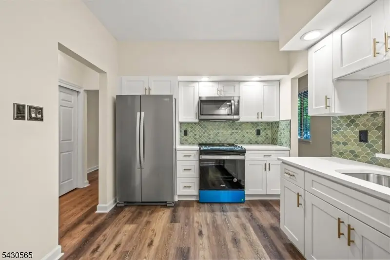 19A Foxwood Dr, Morris Plains, NJ 07950 - #2