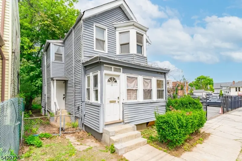 11 Sunset Ave, Newark, NJ 07106 - #1