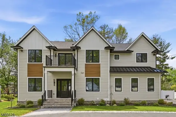 17 Arlington Dr, Livingston Twp., NJ 07039