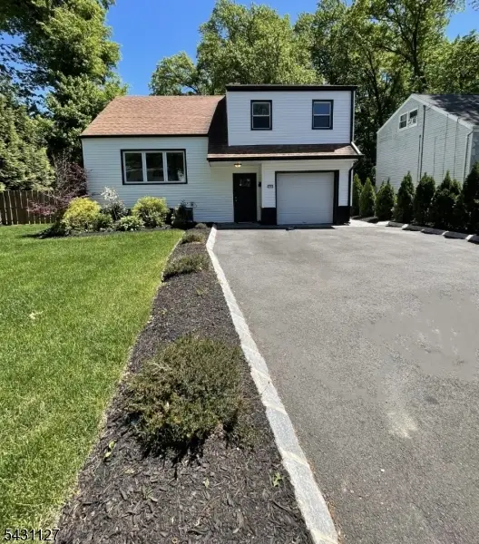 544 Mountain Ave, North Plainfield, NJ 07062 - #1