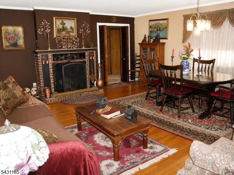 76 Washington Dr, Watchung, NJ 07069 - #2