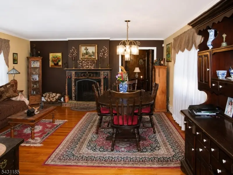76 Washington Dr, Watchung, NJ 07069 - #3