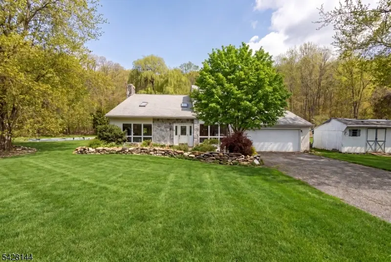 390 W Mountain Rd, Sparta, NJ 07871 - #1
