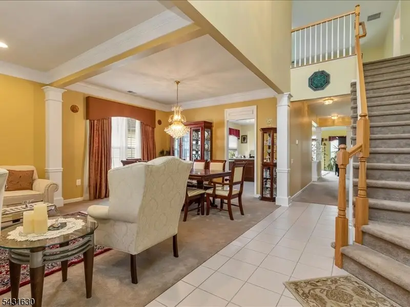 515 Crossfields Ln, Franklin, NJ 08873 - #2