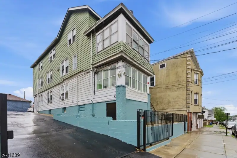 215 - 217 E 16th St #3, Paterson, NJ 07524 - #1