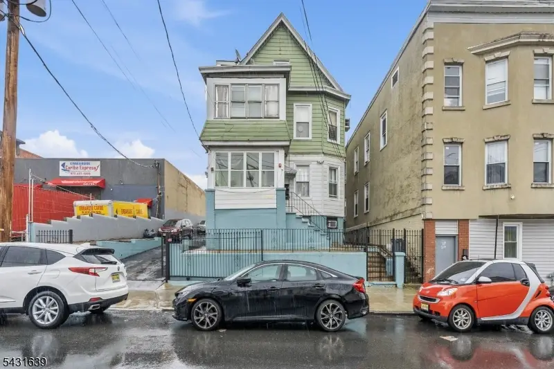 215 - 217 E 16th St #3, Paterson, NJ 07524 - #2
