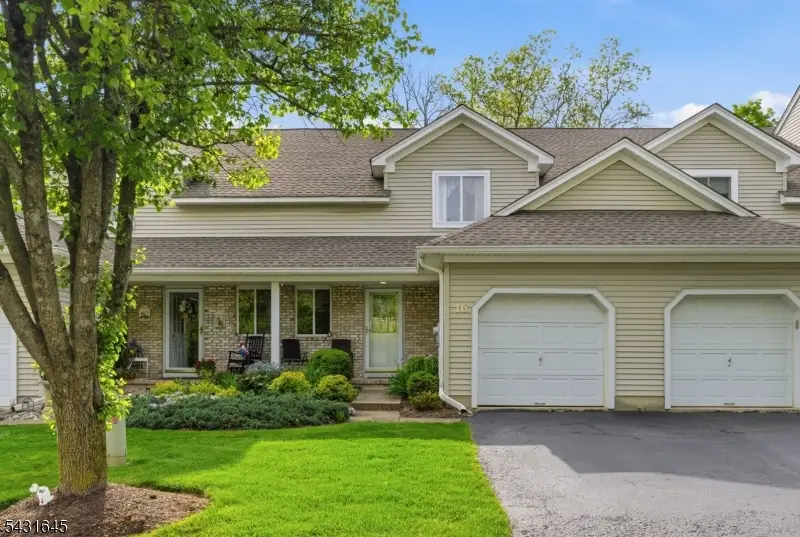 16 Pale Star Ct, Hardyston, NJ 07419 - #1