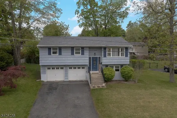10 Birch Dr, Newton Town, NJ 07860