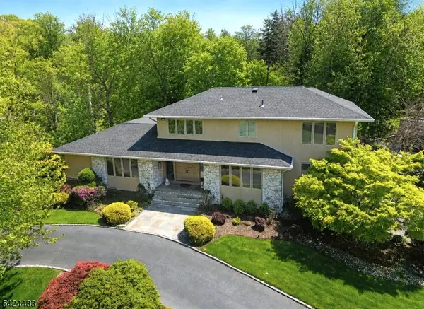 47 Cayuga Way, Millburn Twp., NJ 07078