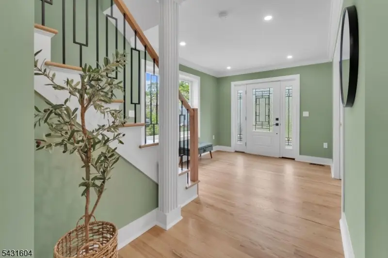 24 Overlook Ter, Maplewood, NJ 07040 - #3