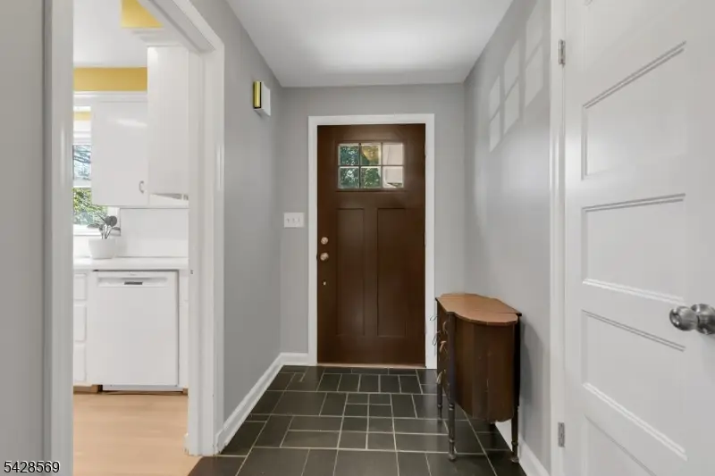 492 King George Rd, Bernards, NJ 07920 - #3