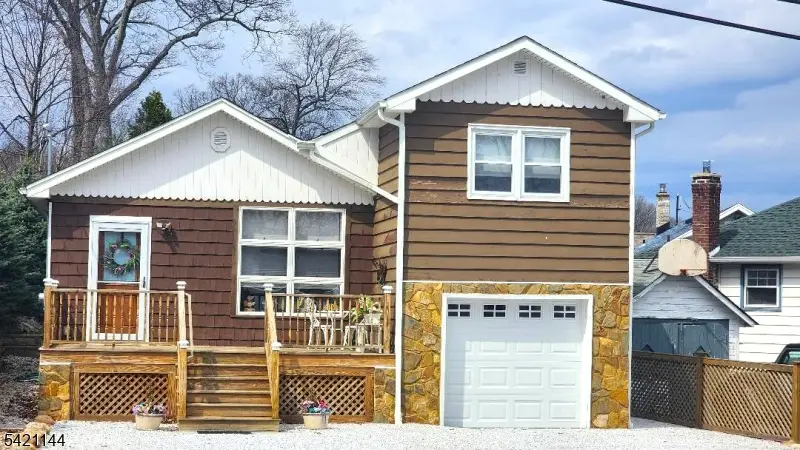106 Maxim Dr, Hopatcong, NJ 07843 - #1