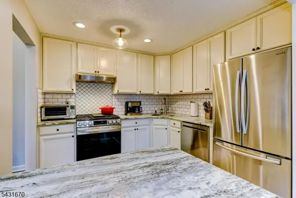 121 Woodward Lane, Bernards Twp., NJ 07920