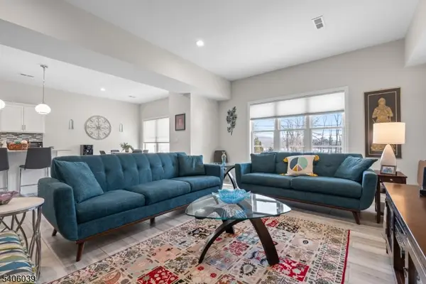 165 Lakeside Rd #8, West Milford Twp., NJ 07480