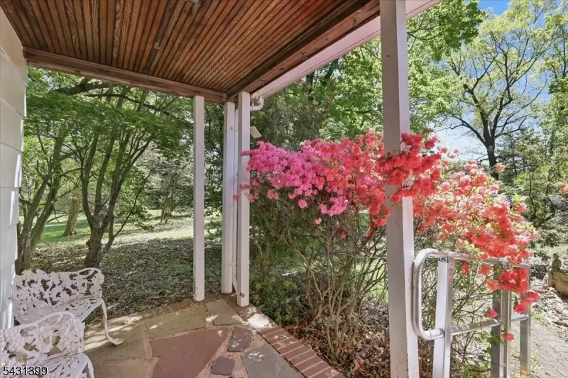 9 Roosevelt Rd, Readington, NJ 08889 - #3