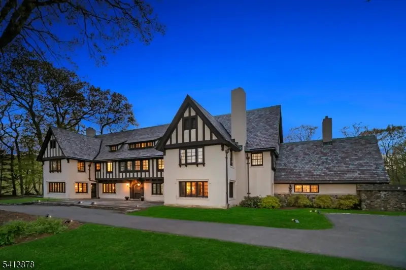 251 Mountainside Rd, Mendham, NJ 07945 - #1