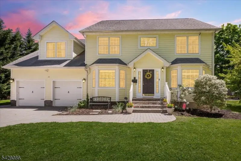 23 Saint Johns Pl, Fanwood, NJ 07076 - #1