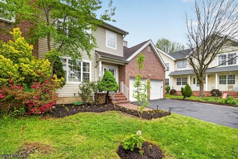 33 Nostrand Rd, Hillsborough, NJ 08844 - #3