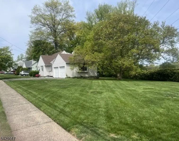 98 Bromley Pl, Nutley, NJ 07006 - #2