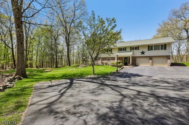500A Maxim Dr, Hopatcong, NJ 07821 - #2