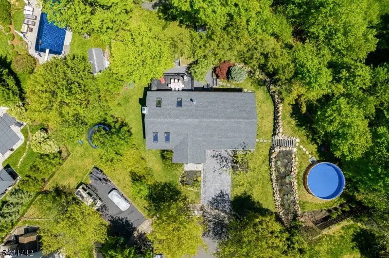 40 Schirra Dr, Wanaque, NJ 07465 - #2