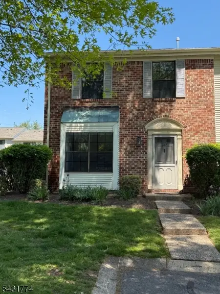127 Berkshire Ct, Piscataway Twp., NJ 08854