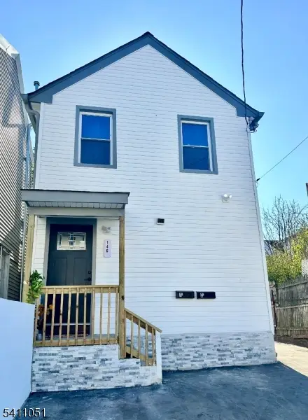 146 20th Ave, Paterson City, NJ 07501