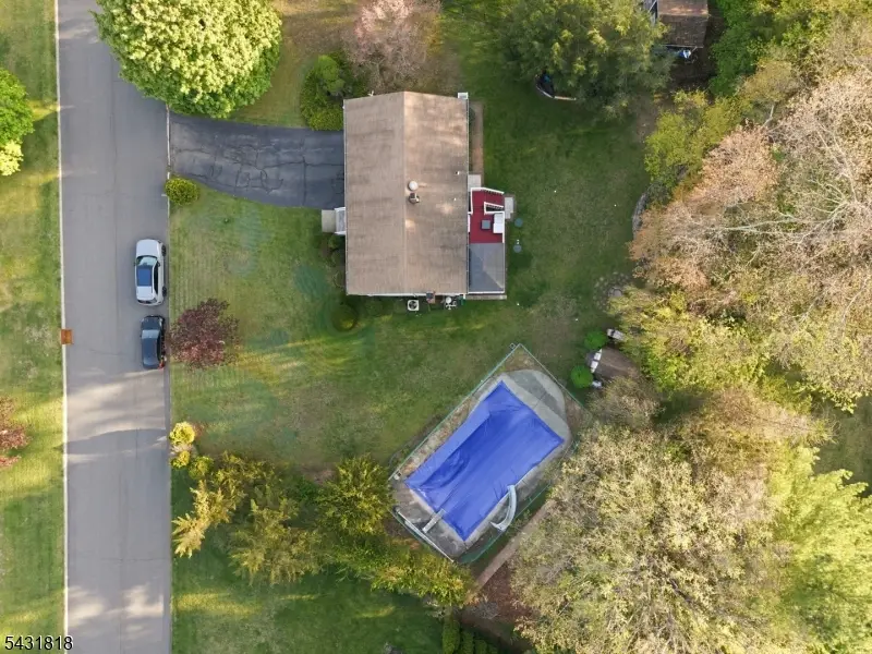 29 Albertine Pl, Oak Ridge, NJ 07438 - #2